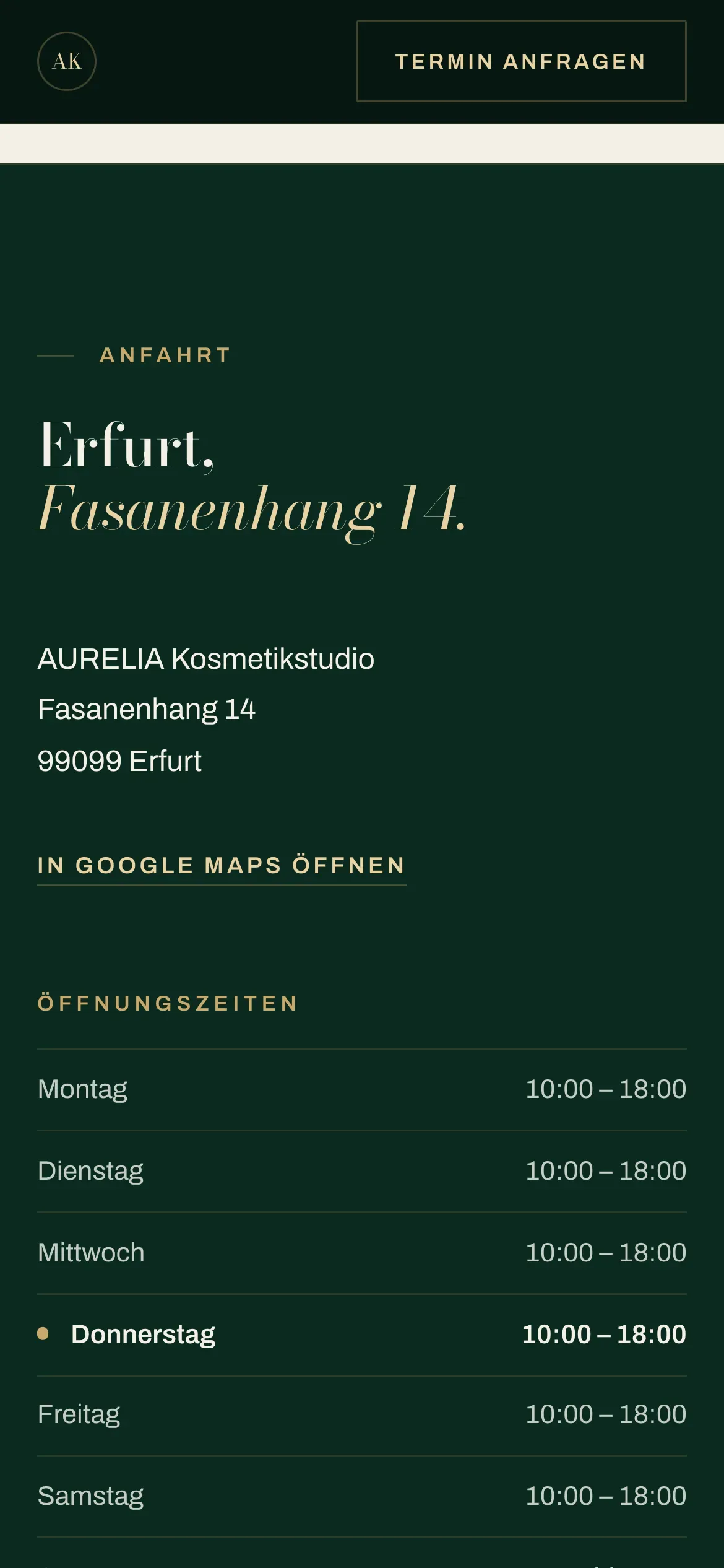 The Aurelia Anfahrt section on a phone: an address block and opening-hours table above a click-to-load map.