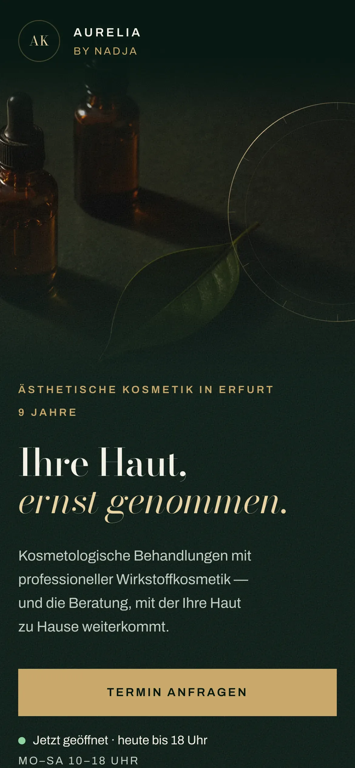 The Aurelia homepage on a phone: the wordmark and headline over a cropped bottle-green still-life panel, with a live open status and booking button below.